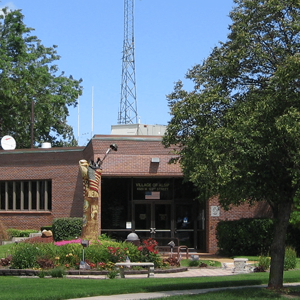 Alsip Village Hall - Photo Credit: LonelyBeacon | Wikipedia